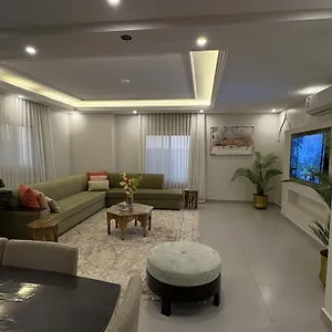 العز شقة