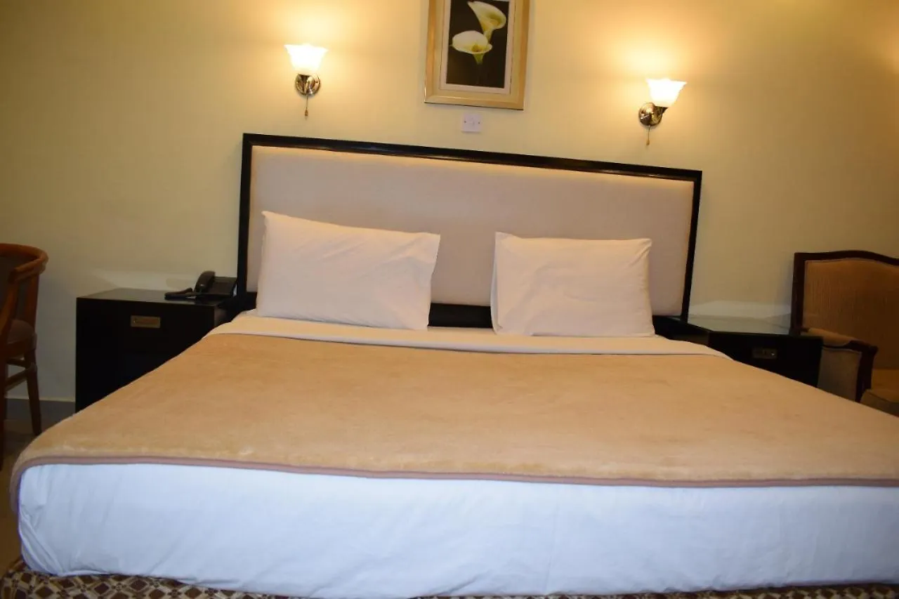 Palm Beach Hotel Dubaj