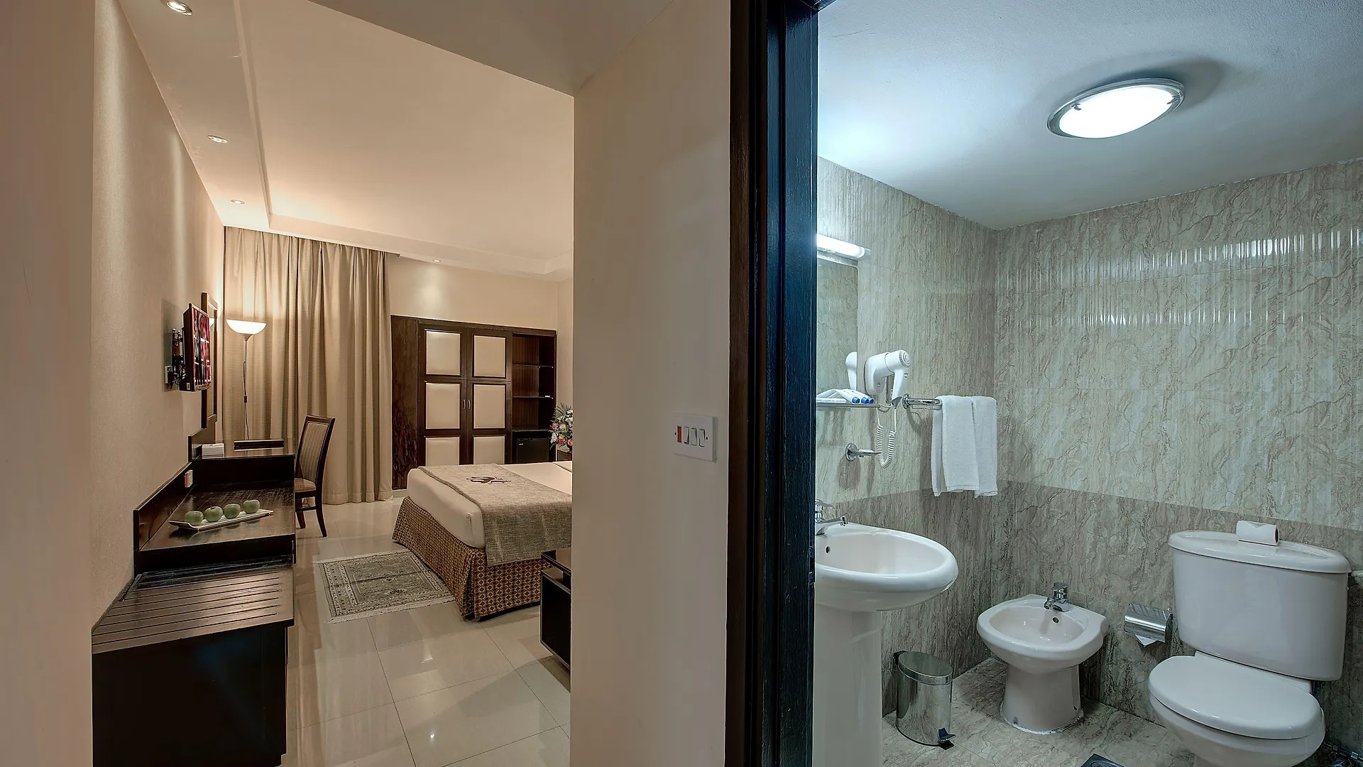 Palm Beach Hotel Dubai