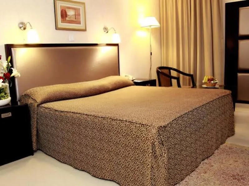 Palm Beach Hotel Dubai 3*,
